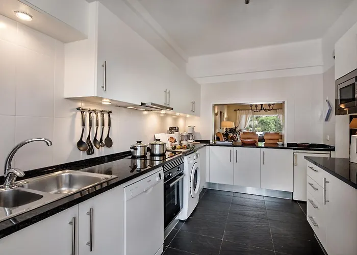 Villa Mng Elliott76 *